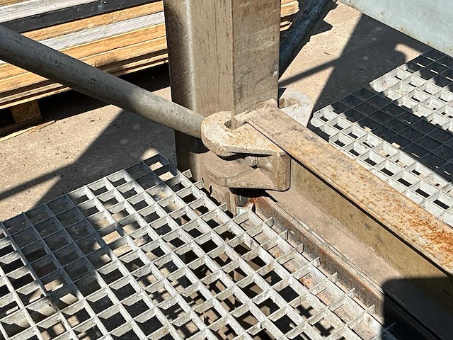 Draagarmstelling ( 4 secties ) - afbeelding 7 van  8