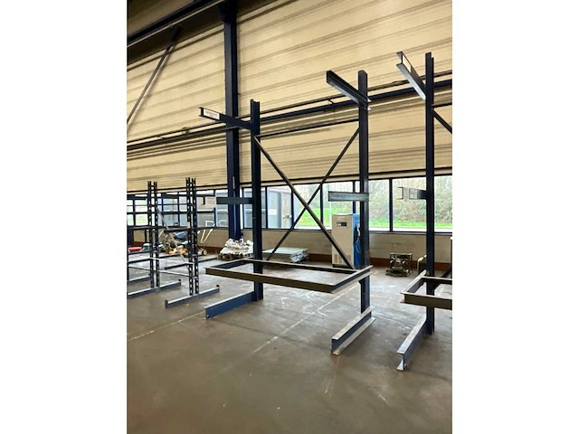 Draagarmstelling (4x) - afbeelding 7 van  7