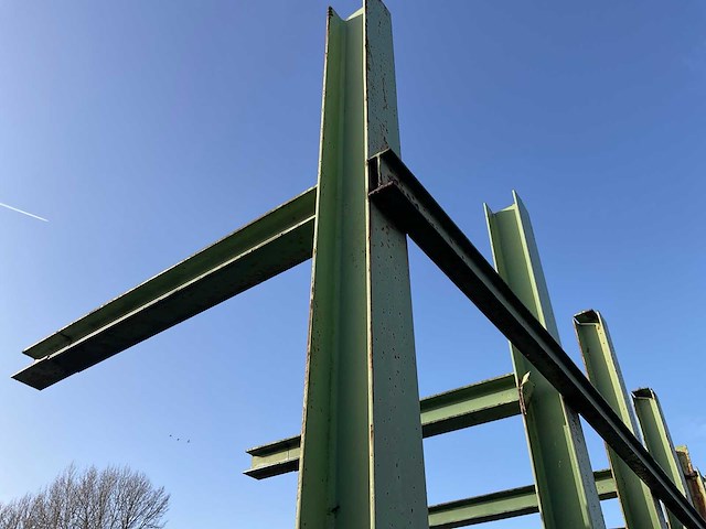 Draagarmstelling (5x) - afbeelding 3 van  12