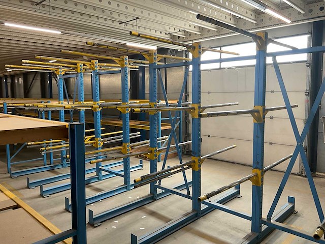 Draagarmstelling 640x240x250 cm - afbeelding 1 van  5
