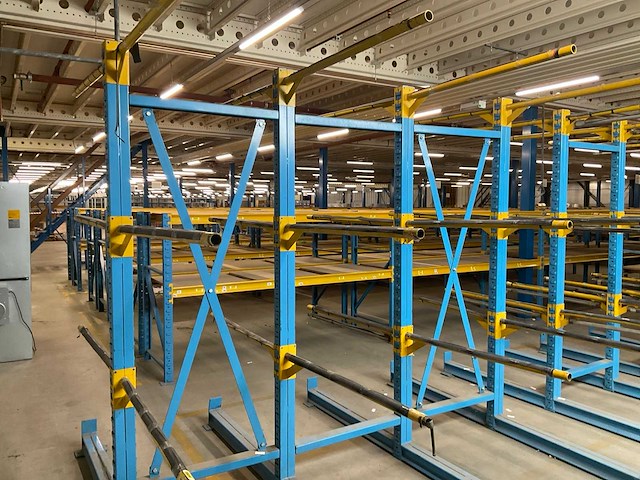 Draagarmstelling 640x240x250 cm - afbeelding 2 van  5
