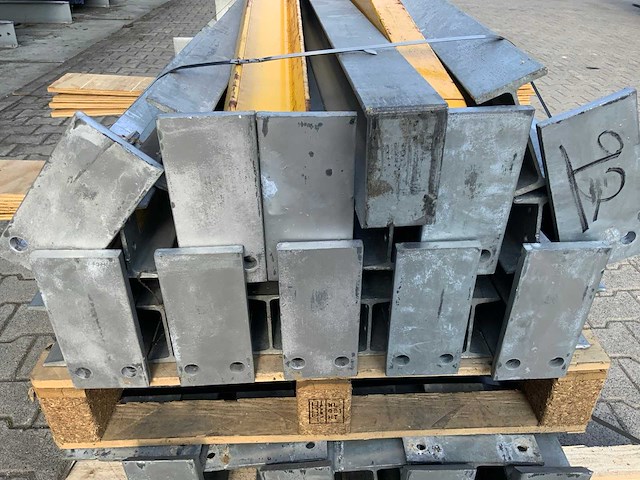 Draagarmstelling dubbelzijdig 4x24 - afbeelding 2 van  15