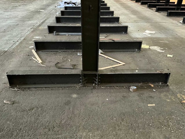 Draagarmstelling dubbelzijdig 8x64 - afbeelding 4 van  8