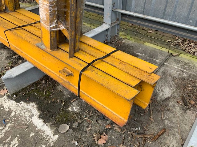 Draagarmstelling enkelzijdig 4x8 - afbeelding 6 van  8