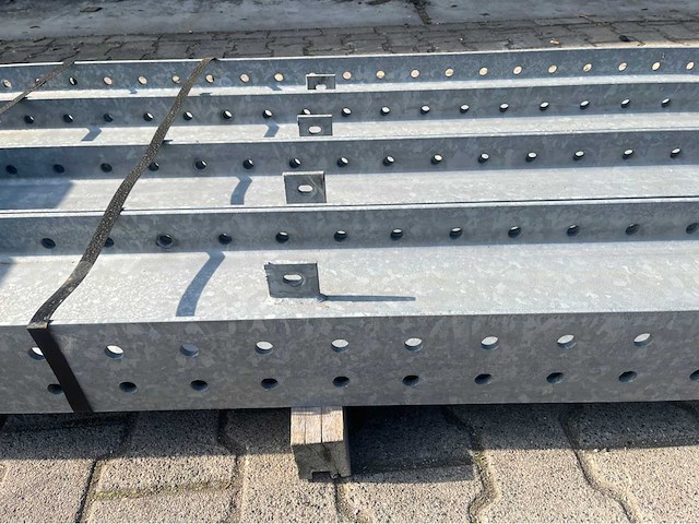 Draagarmstelling enkelzijdig 4x8 - afbeelding 5 van  5