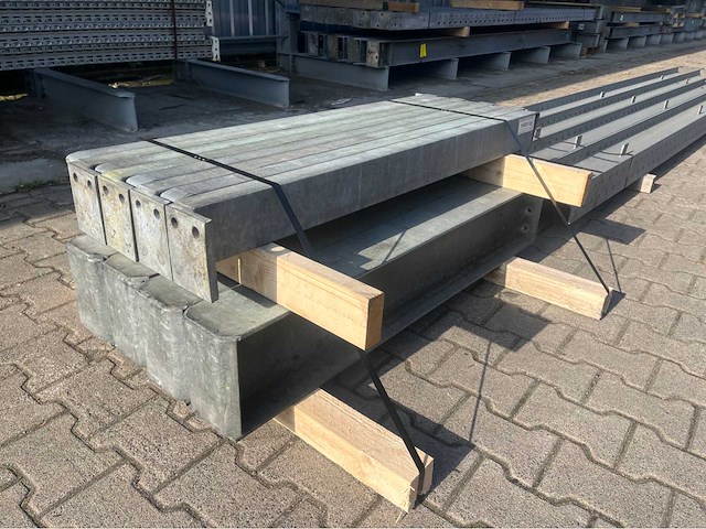 Draagarmstelling enkelzijdig 4x8 - afbeelding 4 van  16