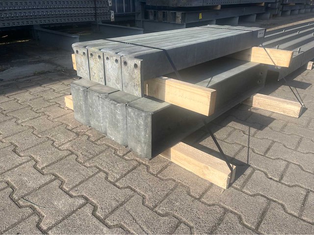 Draagarmstelling enkelzijdig 4x8 - afbeelding 3 van  16