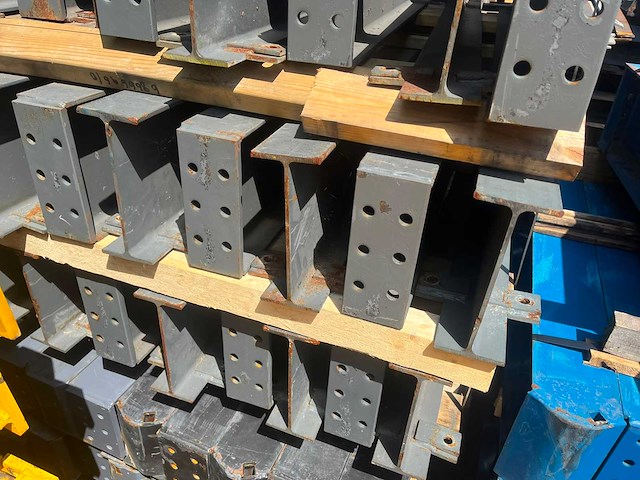 Draagarmstelling enkelzijdig 6x18 - afbeelding 8 van  16