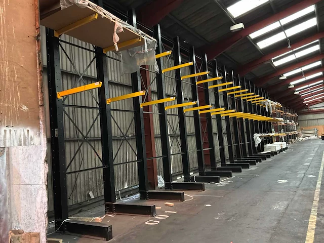 Draagarmstelling enkelzijdig 6x18 - afbeelding 4 van  10