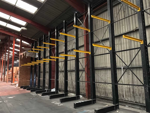 Draagarmstelling enkelzijdig 6x18 - afbeelding 3 van  10