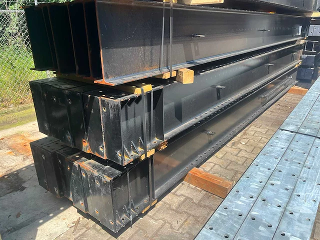 Draagarmstelling enkelzijdig 6x18 - afbeelding 7 van  10
