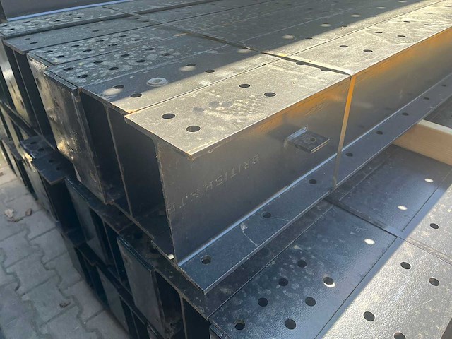 Draagarmstelling enkelzijdig 8x24 - afbeelding 5 van  17