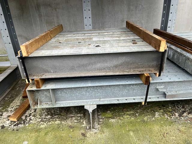 Draagarmstelling enkelzijdig 8x24 - afbeelding 6 van  10