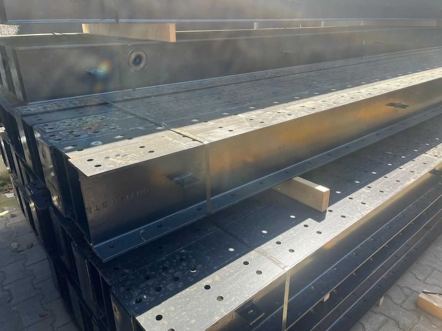 Draagarmstelling enkelzijdig 8x24 - afbeelding 10 van  19
