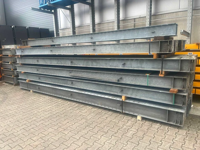 Draagarmstelling enkelzijdig 8x24 - afbeelding 4 van  9
