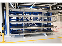 Draagarmstelling met 5 rvs filling station lcd cellen vulbeds - afbeelding 2 van  6