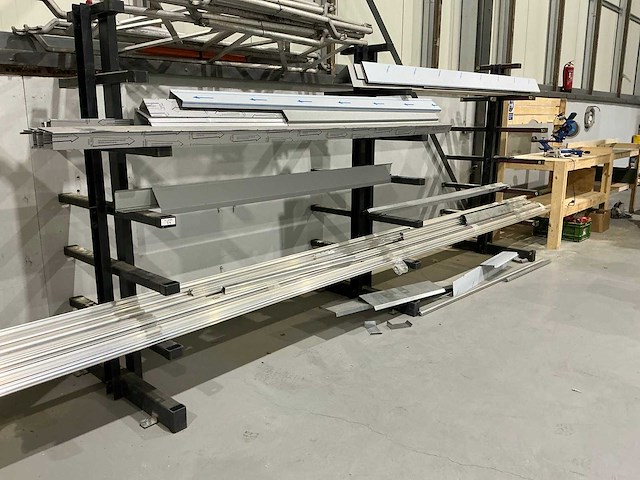 Draagarmstelling met aluminium - afbeelding 1 van  5