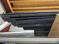 Draagarmstelling met inhoud waaronder; keralit gevelbekleding, vensterbanken en profielen - afbeelding 8 van  27