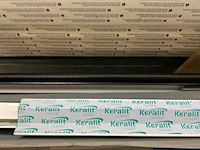 Draagarmstelling met inhoud waaronder; keralit gevelbekleding, vensterbanken en profielen - afbeelding 11 van  27