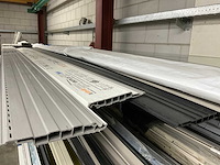 Draagarmstelling met inhoud waaronder; keralit gevelbekleding, vensterbanken en profielen - afbeelding 15 van  27