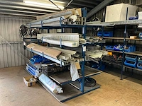 Draagarmstelling met inhoud