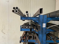 Draagarmstelling met inhoud - afbeelding 5 van  10