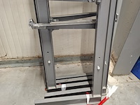 Draagarmstelling, overtoom - afbeelding 2 van  5