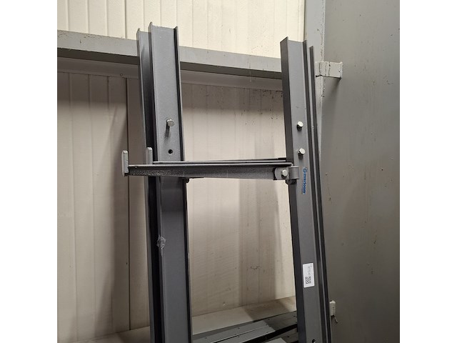 Draagarmstelling, overtoom - afbeelding 4 van  5