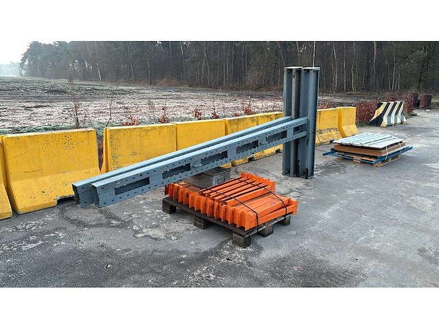 Draagarmstelling - afbeelding 1 van  3