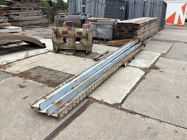 Draagarmstelling - afbeelding 2 van  8