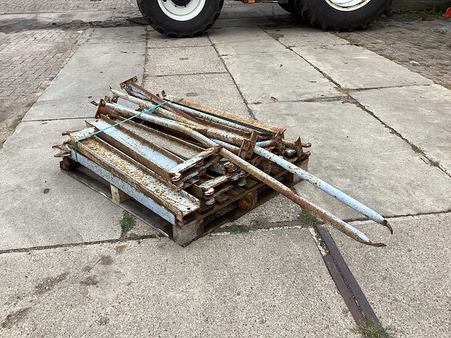 Draagarmstelling - afbeelding 4 van  8