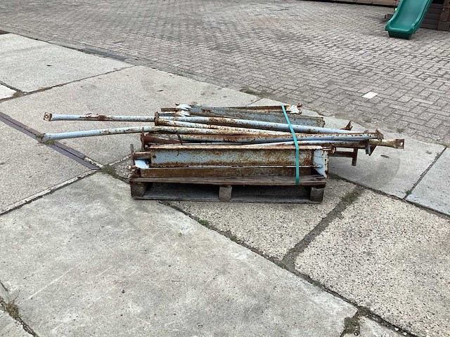 Draagarmstelling - afbeelding 7 van  8
