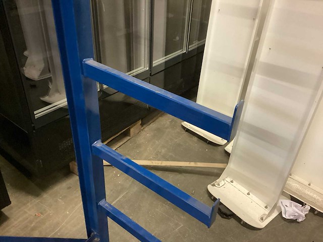 Draagarmstelling - afbeelding 4 van  4