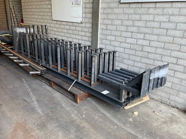 Draagarmstelling - afbeelding 1 van  8