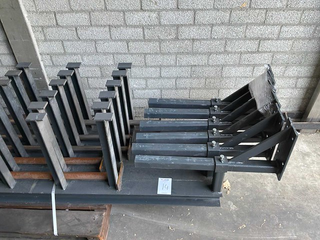 Draagarmstelling - afbeelding 6 van  8