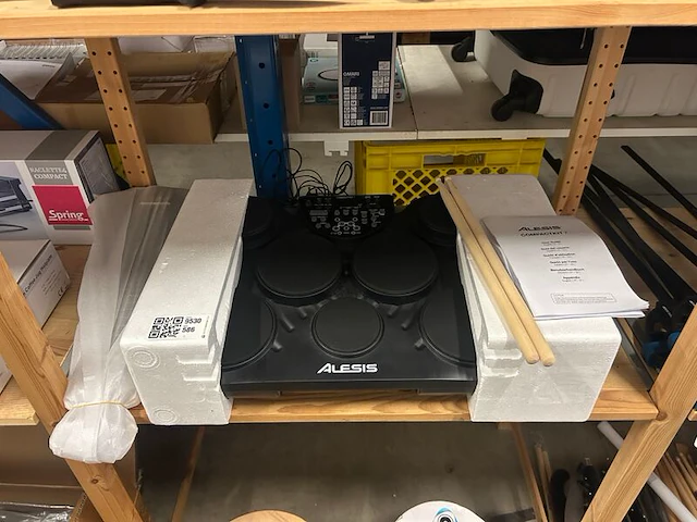 Draagbaar elektronisch tafel-drumstel, alesis - afbeelding 1 van  6