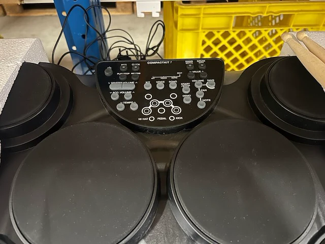 Draagbaar elektronisch tafel-drumstel, alesis - afbeelding 3 van  6