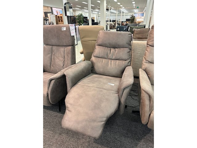 Draai fauteuil elektrisch oscar, microvezel taupe - afbeelding 5 van  6