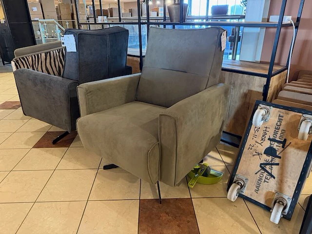 Draai fauteuil sitdesign, olive groen - afbeelding 1 van  6