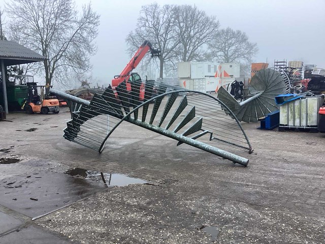 Draai vaste trap - afbeelding 2 van  12