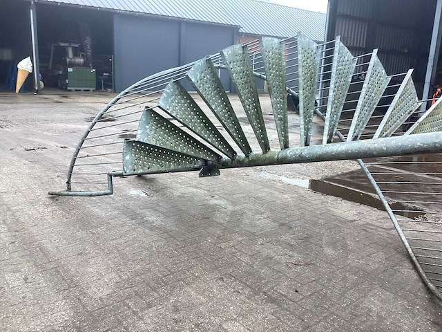 Draai vaste trap - afbeelding 4 van  12