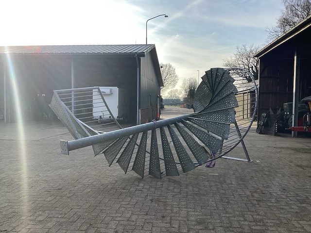 Draai vaste trap - afbeelding 8 van  12