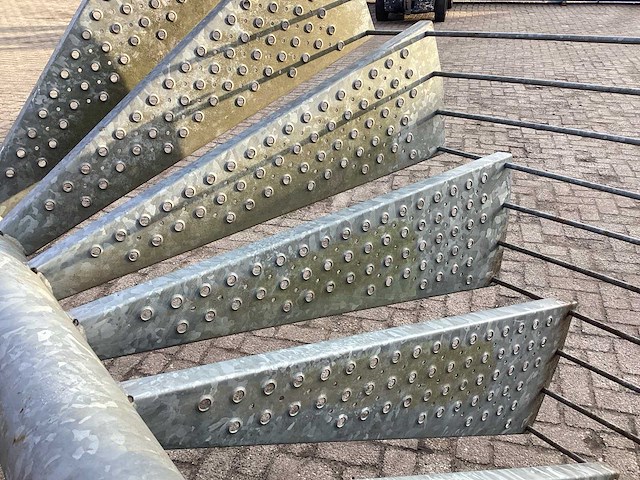 Draai vaste trap - afbeelding 9 van  12