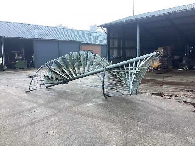 Draai vaste trap - afbeelding 11 van  12