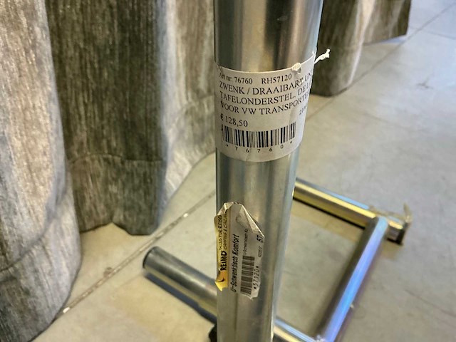 Draaibaar tafelonderstel (3x) - afbeelding 4 van  4