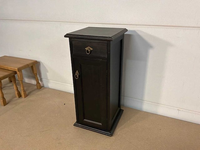 Draaibare cd kast - afbeelding 1 van  8