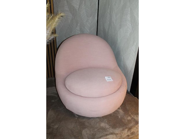 Draaibare design fauteuil sofacompany babette roze. diameter 95 cm - afbeelding 3 van  4