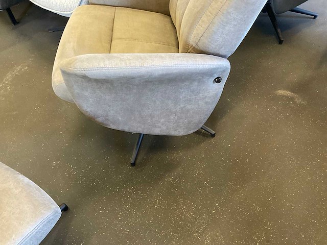 Draaibare fauteuil met voetsteun - afbeelding 5 van  8
