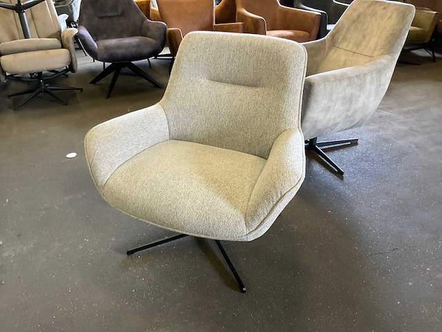 Draaibare fauteuil - afbeelding 1 van  6