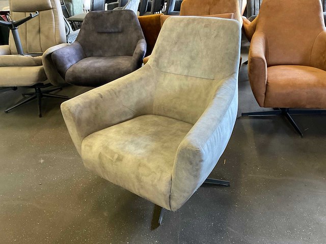 Draaibare fauteuil - afbeelding 1 van  6